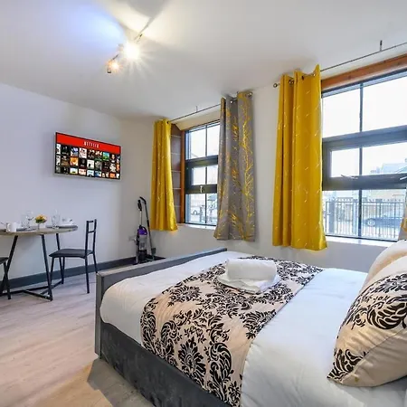 Apartment 78f2- Quality & Comfort Bradford (West Yorkshire)